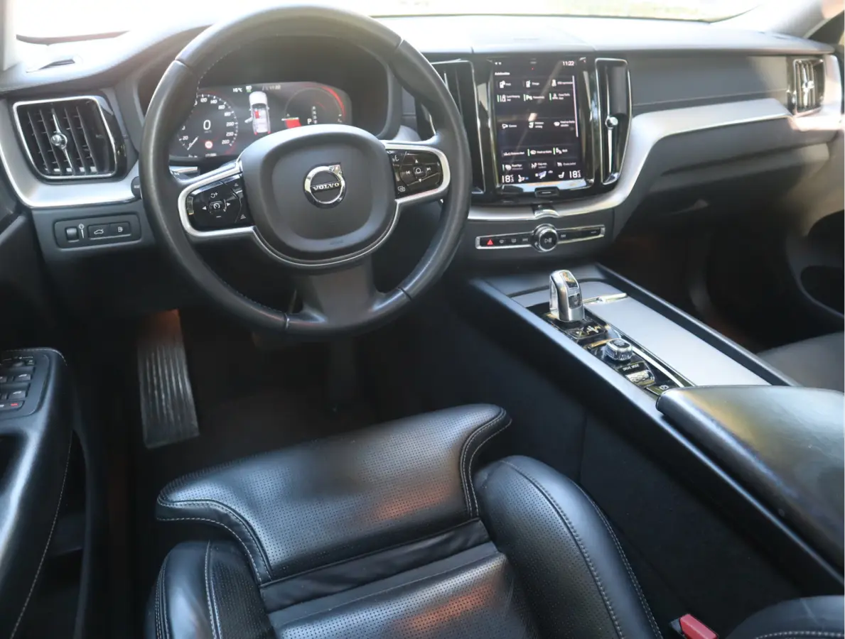 2.0 T8 Twin Engine AWD Inscription Navi / Carplay / Luchtvering / Blis / Trekh / Camera /Leder / Stoelkoeling-verwarming / Head-up /  SOH 94.48%