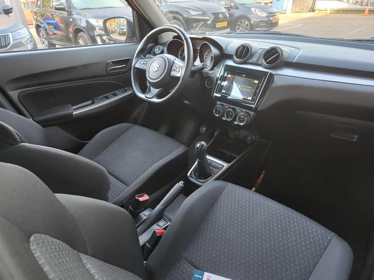 1.2 STYLE SMART HYBRID Clima | Keyless | Adaptive Cruise | Dodehoeksensoren