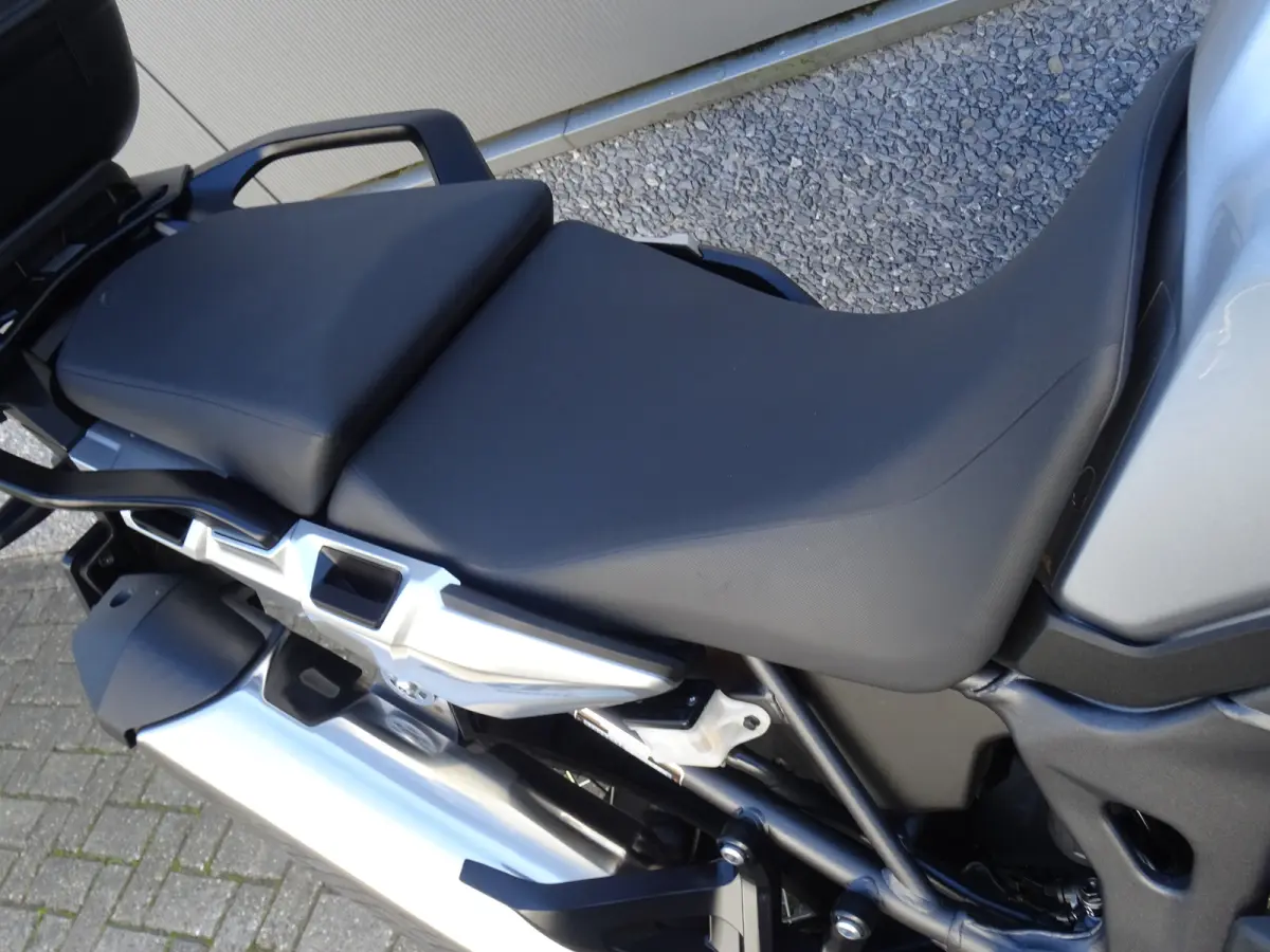 CRF 1000 AFRICA TWIN