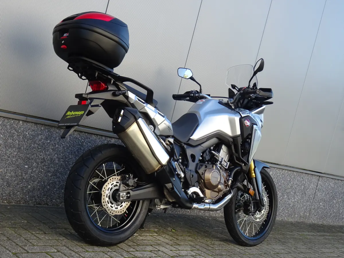 CRF 1000 AFRICA TWIN