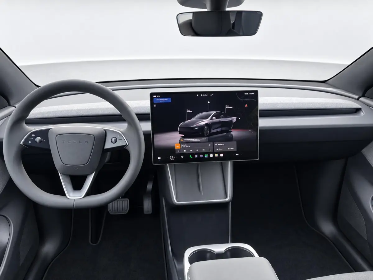 Standard RWD 58 kWh Panoramadak Navigatie Camera Adaptive Cruise Control Stoel- en stuurverwarming Dodehoekdetectie Elektrische achterklep Full Led Climate Control