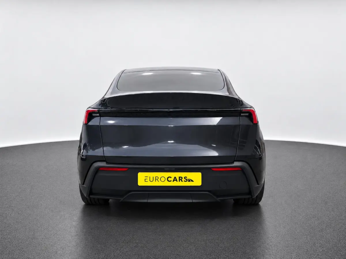 Standard RWD 58 kWh Panoramadak Navigatie Camera Adaptive Cruise Control Stoel- en stuurverwarming Dodehoekdetectie Elektrische achterklep Full Led Climate Control