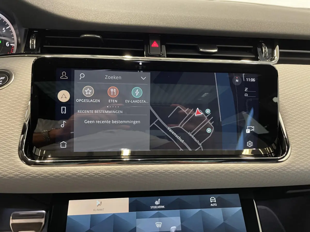 1.5 P300e AWD R-Dynamic S Panoramadak Navigatie Apple Carplay/Android Auto Adaptive Cruise Control Camera Parkeersensoren Stoelverwarming Elektrisch verstelbare stoelen Elektrische achterkle