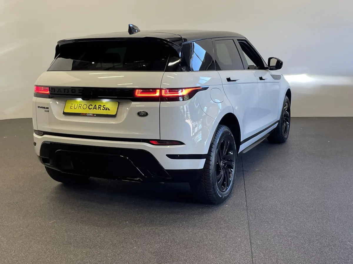 1.5 P300e AWD R-Dynamic S Panoramadak Navigatie Apple Carplay/Android Auto Adaptive Cruise Control Camera Parkeersensoren Stoelverwarming Elektrisch verstelbare stoelen Elektrische achterkle