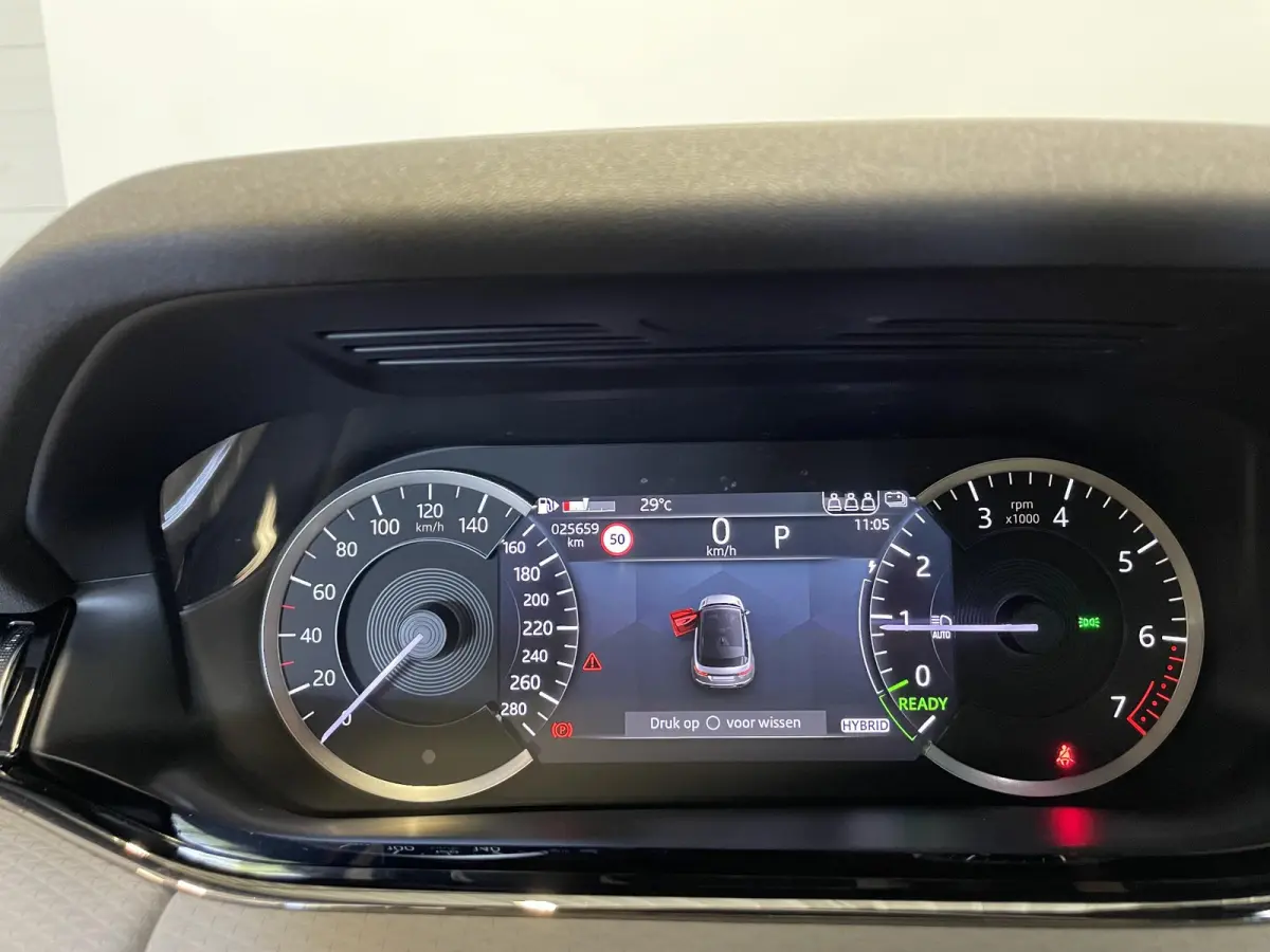 1.5 P300e AWD R-Dynamic S Panoramadak Navigatie Apple Carplay/Android Auto Adaptive Cruise Control Camera Parkeersensoren Stoelverwarming Elektrisch verstelbare stoelen Elektrische achterkle