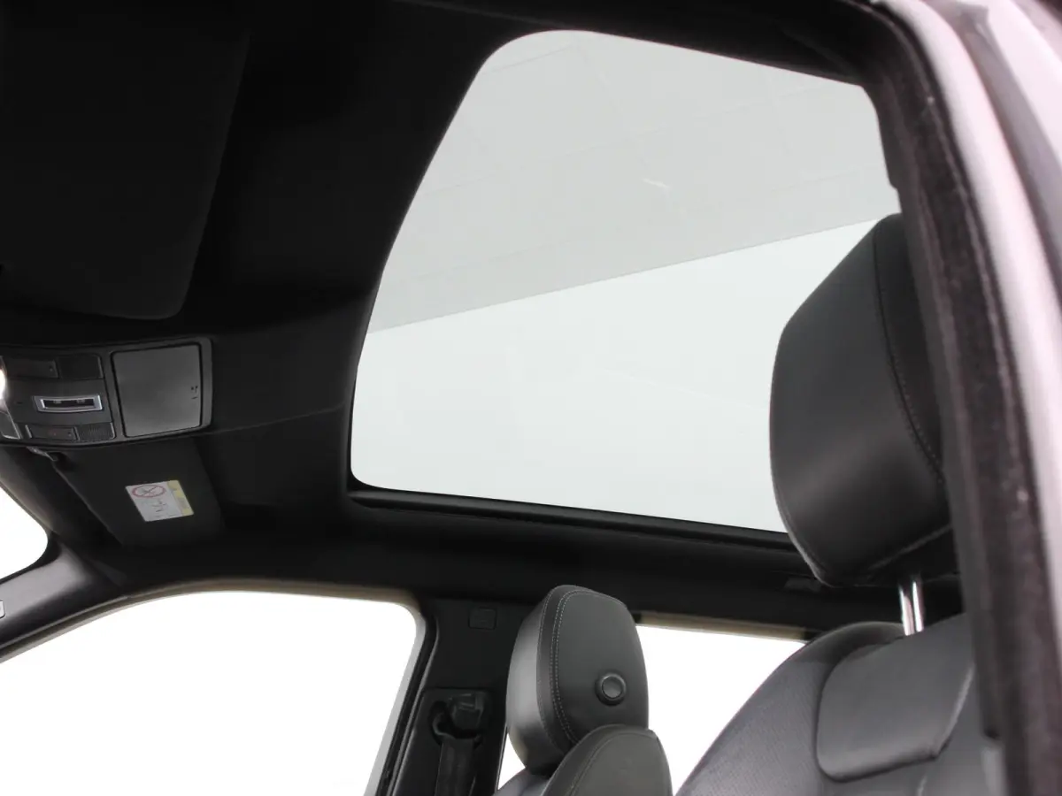2.0 TD4 HSE Lees opmerkingen! Handel/Export! Panorama dak Leder trekhaak Navigatie Climate control Camera Lichtmetalen Velgen