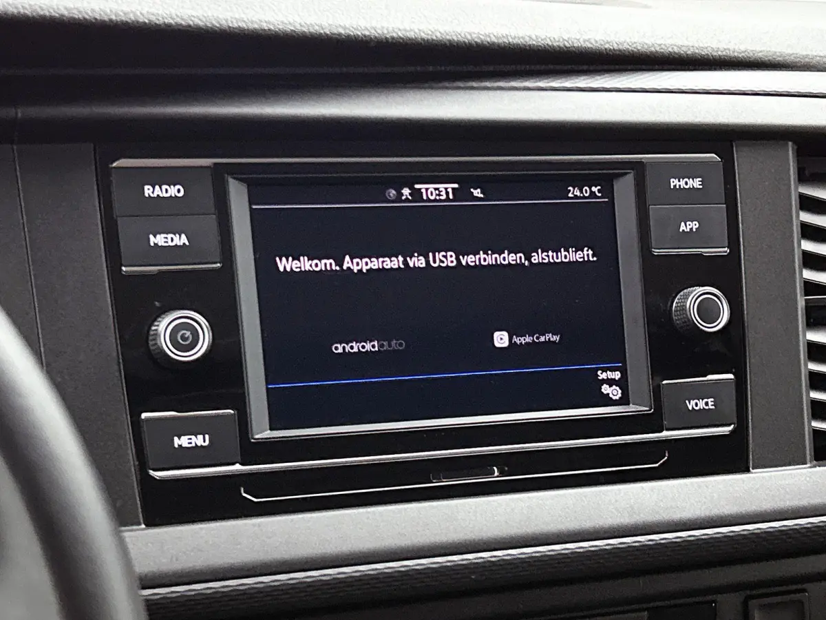 150pk Automaat L2H1 28 Highline Navigatie Apple Carplay Cruise control Airco 3-Zits Euro6
