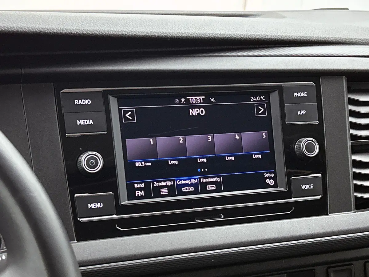 150pk Automaat L2H1 28 Highline Navigatie Apple Carplay Cruise control Airco 3-Zits Euro6