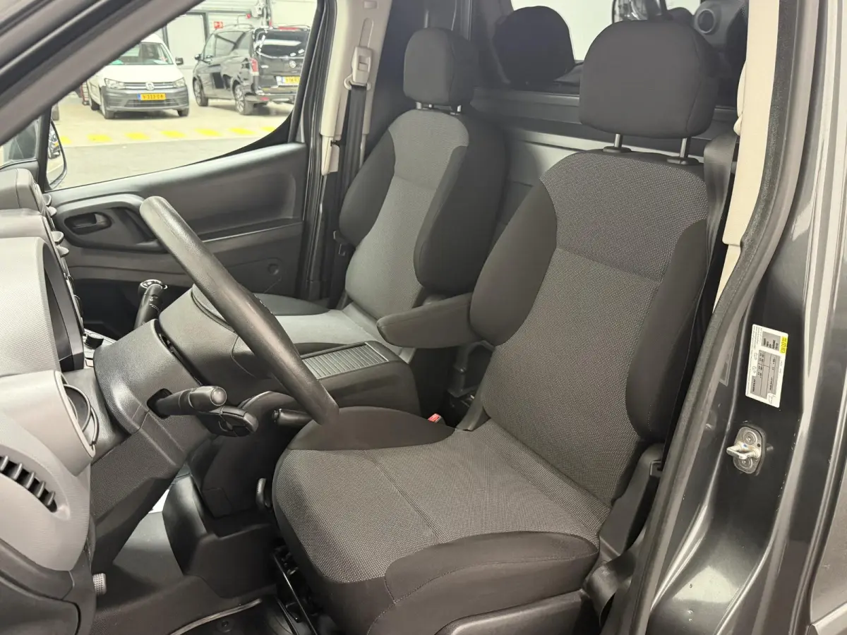 120 1.6 BlueHDi 75 L1 XR MARGE Airco Navigatie Cruise Control Trekhaak Parkeersensoren