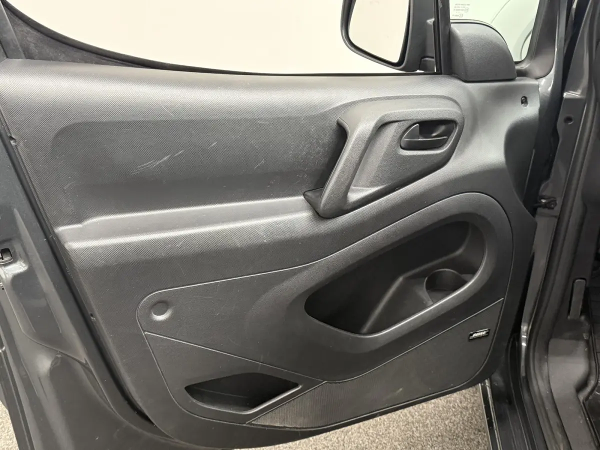 120 1.6 BlueHDi 75 L1 XR MARGE Airco Navigatie Cruise Control Trekhaak Parkeersensoren