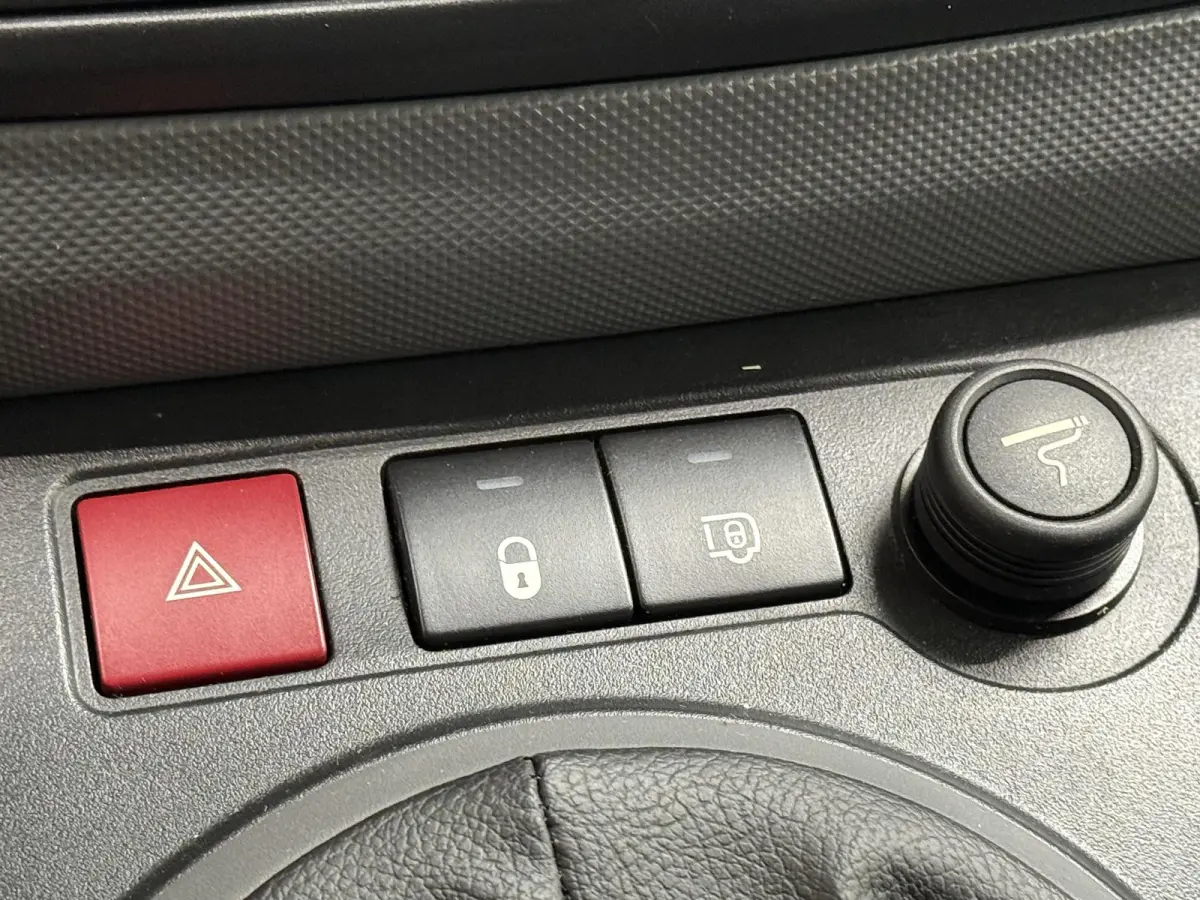 120 1.6 BlueHDi 75 L1 XR MARGE Airco Navigatie Cruise Control Trekhaak Parkeersensoren