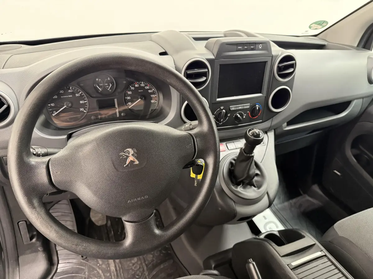 120 1.6 BlueHDi 75 L1 XR MARGE Airco Navigatie Cruise Control Trekhaak Parkeersensoren