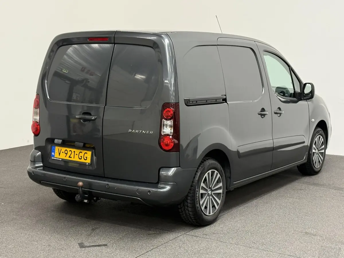 120 1.6 BlueHDi 75 L1 XR MARGE Airco Navigatie Cruise Control Trekhaak Parkeersensoren