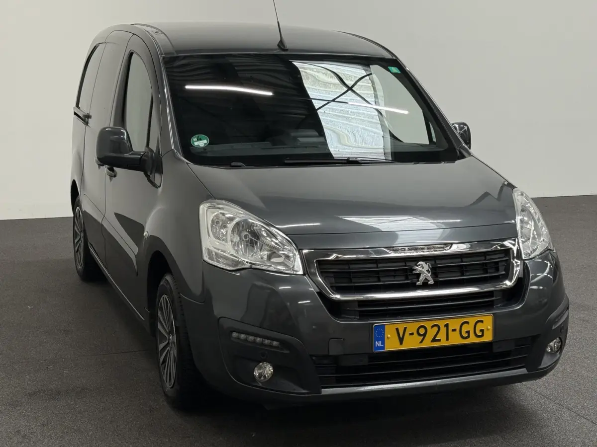 120 1.6 BlueHDi 75 L1 XR MARGE Airco Navigatie Cruise Control Trekhaak Parkeersensoren