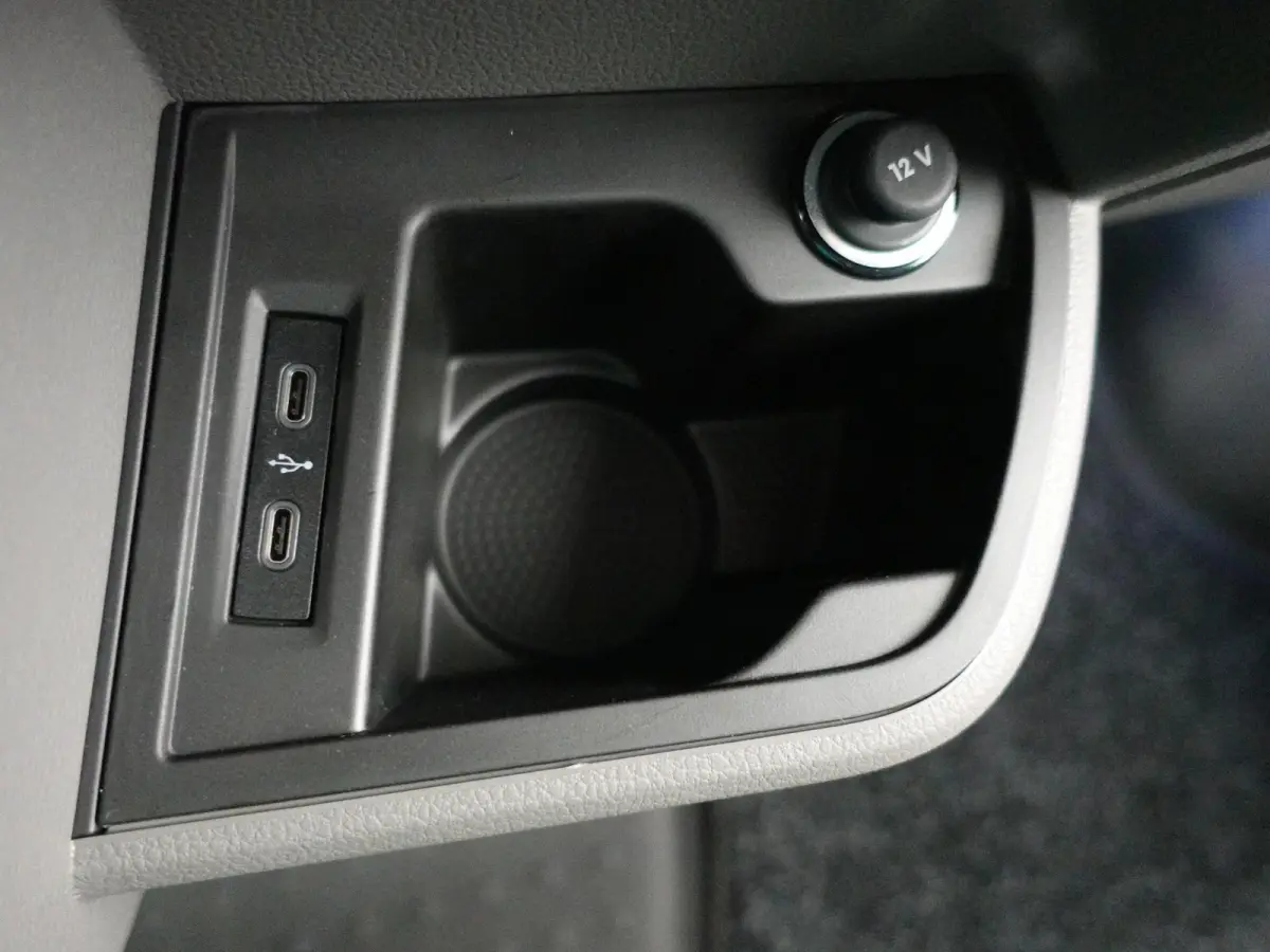 2.0 TDI L2H1 28 Highline Automaat Camera Airco Cruise