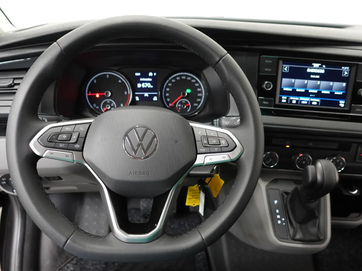 2.0 TDI L2H1 28 Highline Automaat Camera Airco Cruise