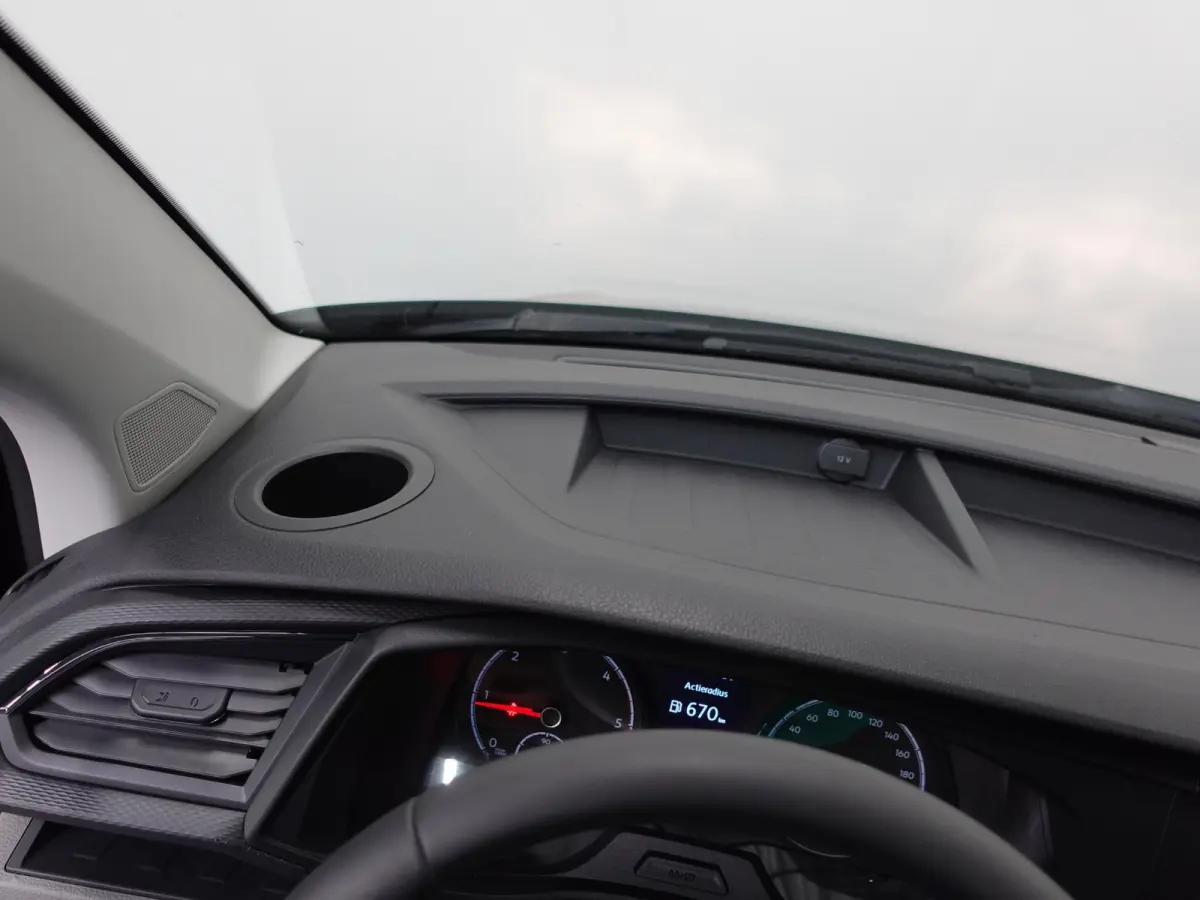 2.0 TDI L2H1 28 Highline Automaat Camera Airco Cruise