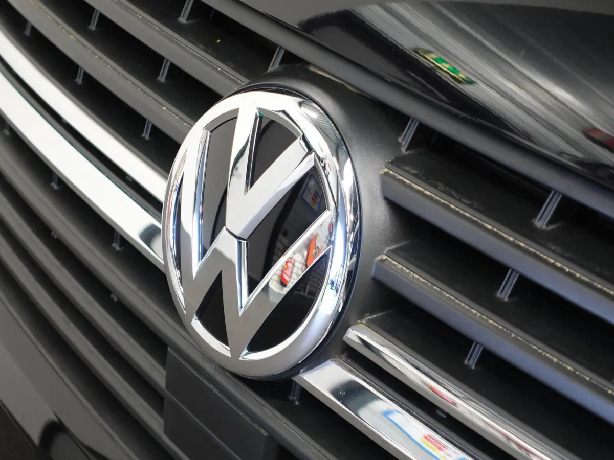 2.0 TDI L2H1 28 Highline Automaat Camera Airco Cruise