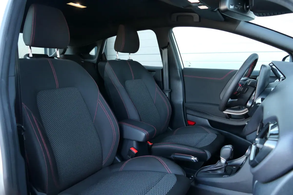 1.0 EcoBoost ST-Line|Winterpack|Carplay|PDC!