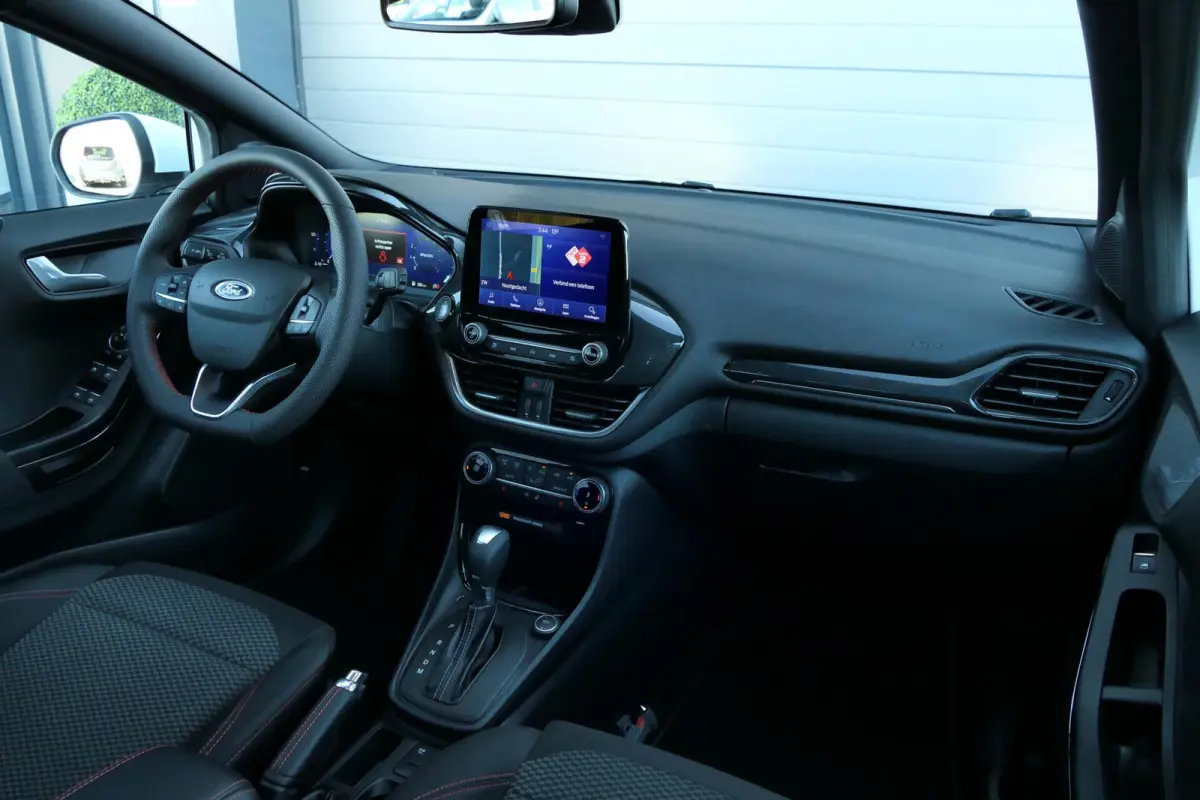 1.0 EcoBoost ST-Line|Winterpack|Carplay|PDC!