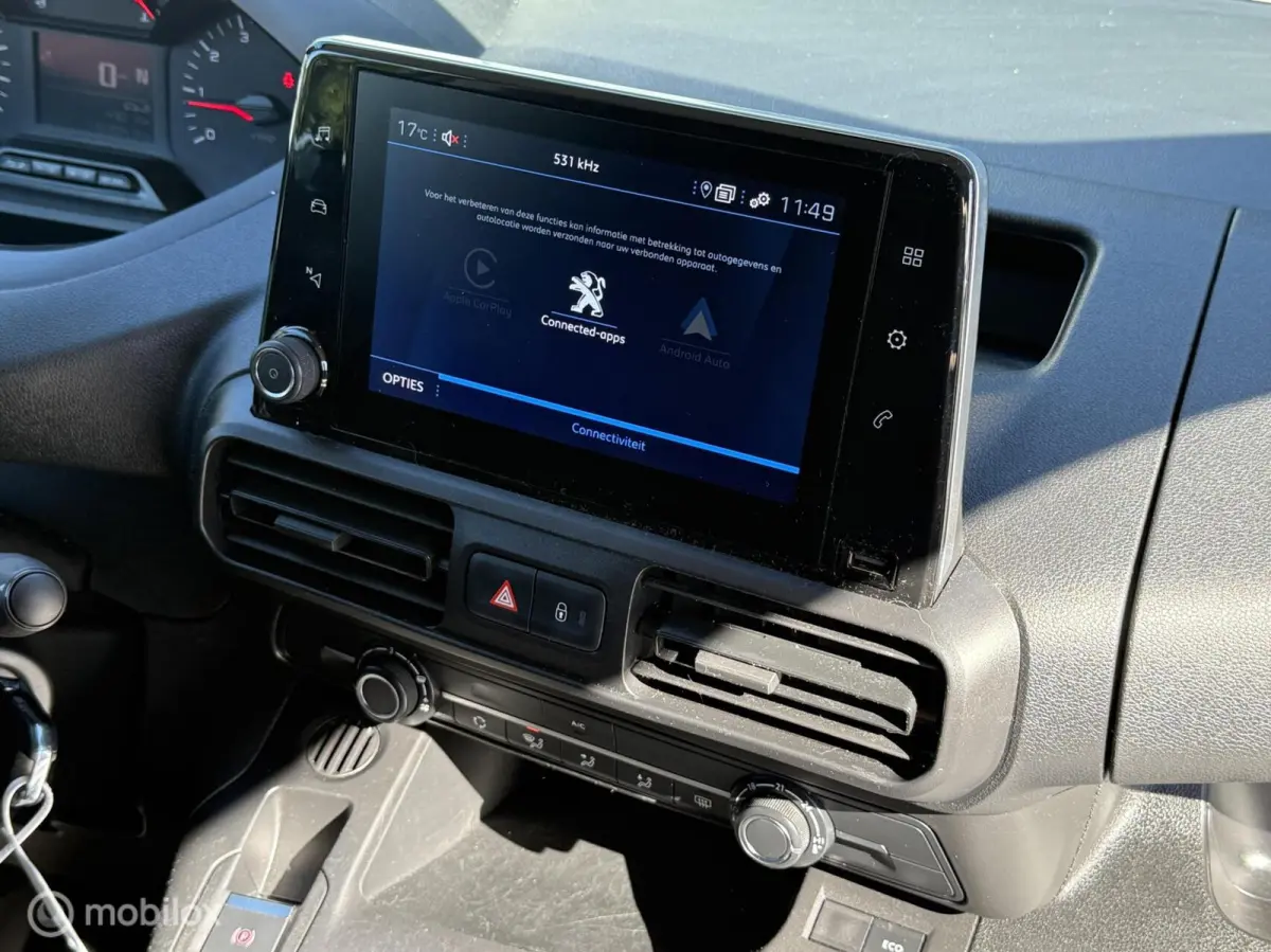 bestel 1.5 BlueHDI Premium - Aut - Carplay - Navi -