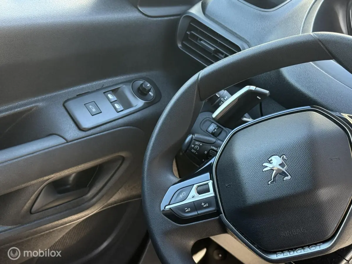 bestel 1.5 BlueHDI Premium - Aut - Carplay - Navi -