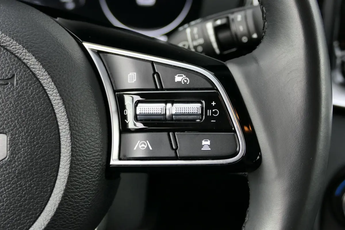 1.0 T-GDi MHEV DynamicPlusLine|Stoel/stuurverwarming!