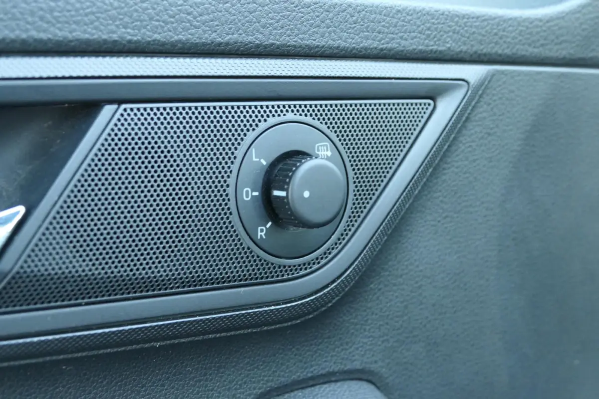 1.0 TSI Ambition|PDC|Carplay|Cruise control!