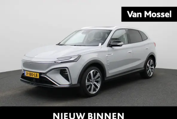 Luxury 70 kWh | Wordt Verwacht | Apple Carplay / Android Auto | Panoramadak | Achteruitrijcamera | Parkeersensoren | Trekhaak |
