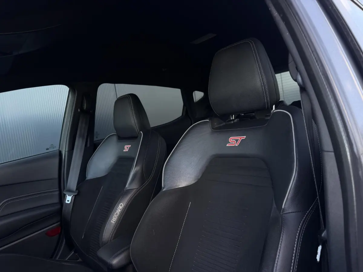 1.5 EcoBoost ST-3 200PK - Performance - B&O Audio - Led Koplampen
