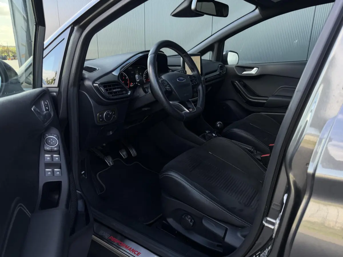 1.5 EcoBoost ST-3 200PK - Performance - B&O Audio - Led Koplampen