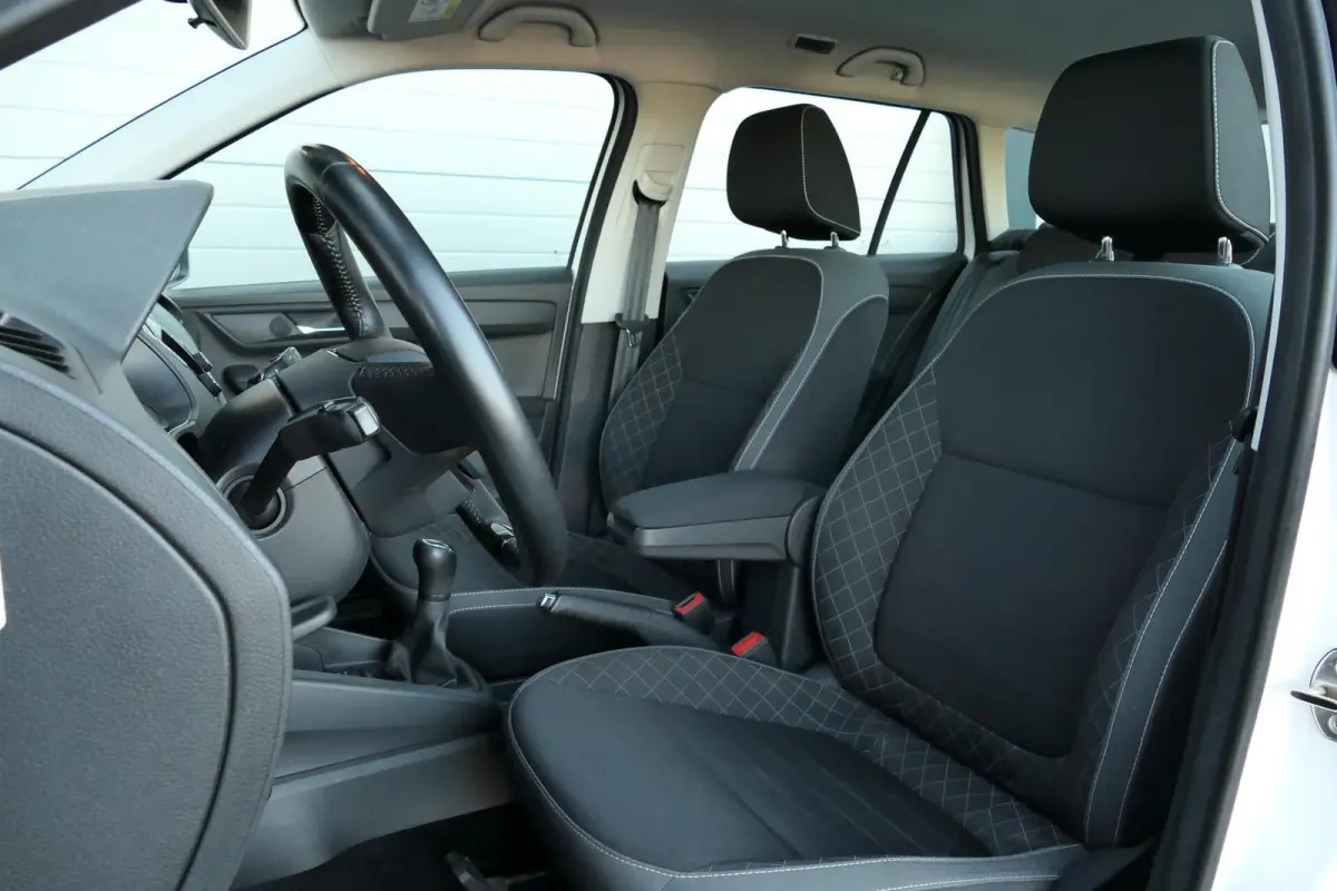1.0 TSI Ambition|PDC|Carplay|Cruise control!