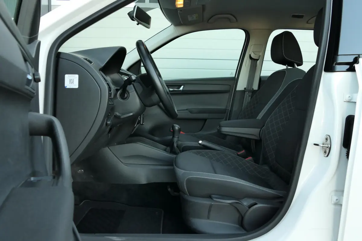 1.0 TSI Ambition|PDC|Carplay|Cruise control!