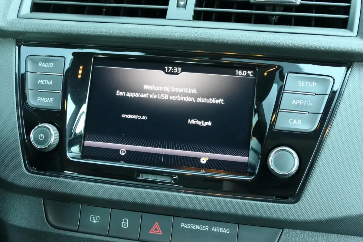 1.0 TSI Ambition|PDC|Carplay|Cruise control!
