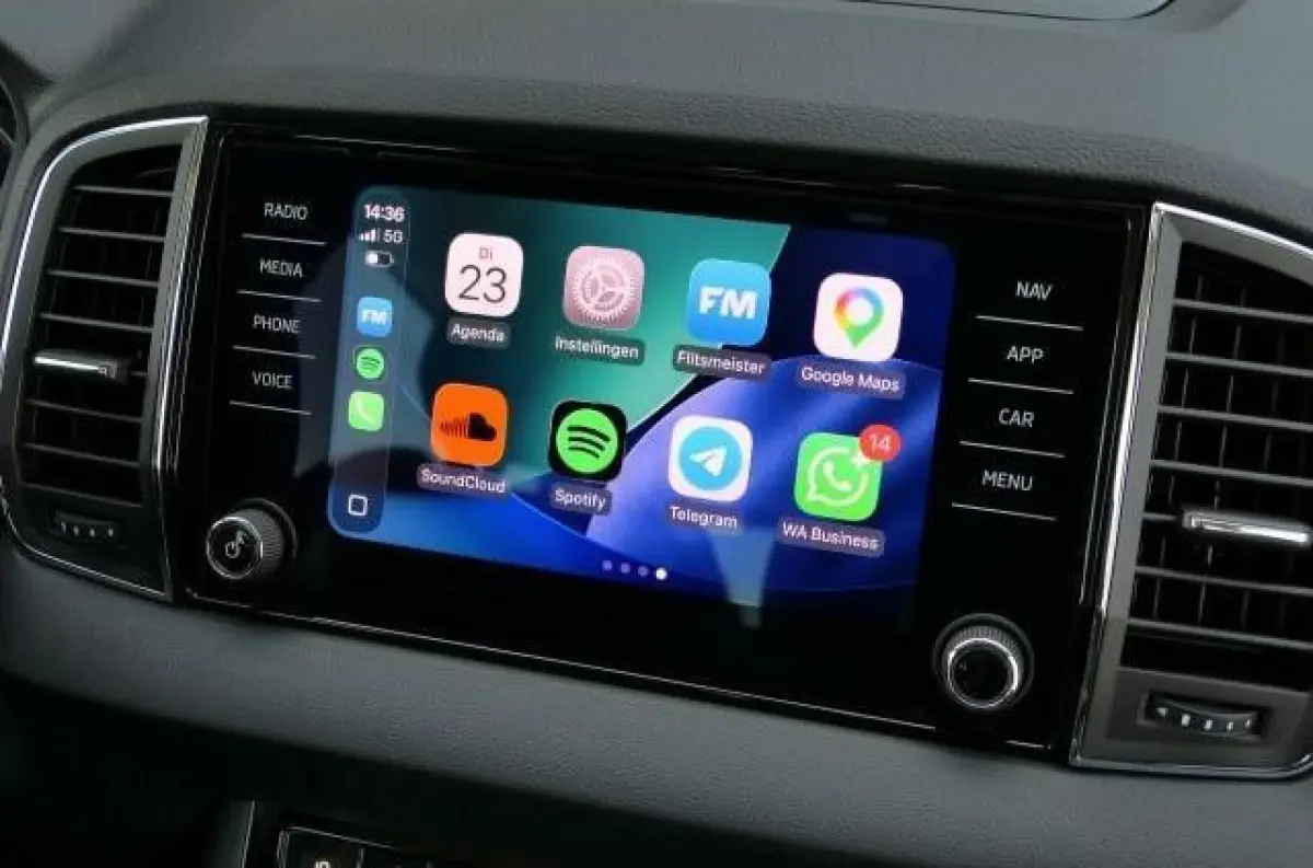 1.0 TSI Business Edition Plus|Trekhaak|PDC|Camera|ACC|Carplay!