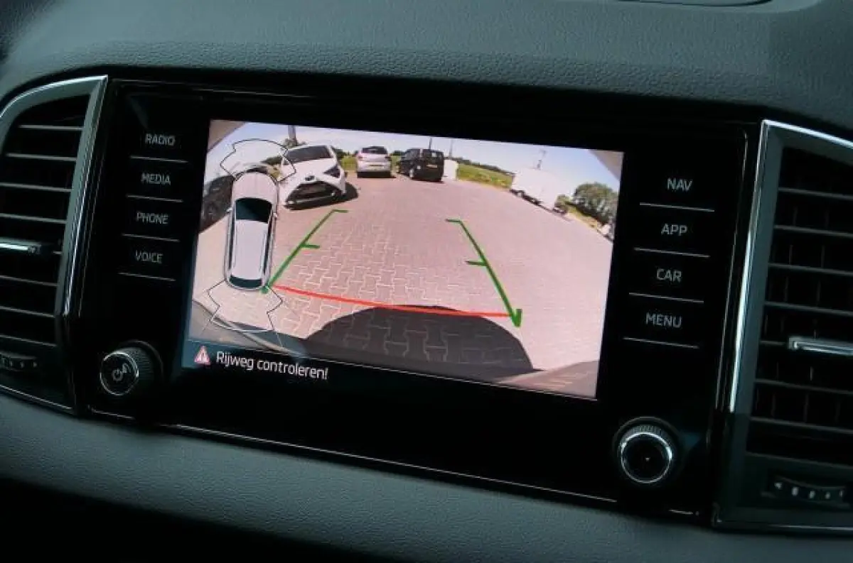 1.0 TSI Business Edition Plus|Trekhaak|PDC|Camera|ACC|Carplay!