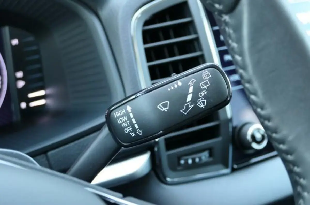 1.0 TSI Business Edition Plus|Trekhaak|PDC|Camera|ACC|Carplay!