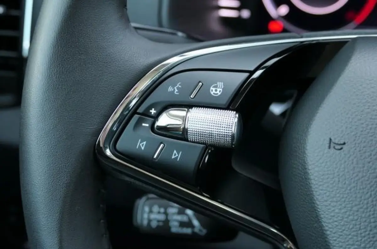 1.0 TSI Business Edition Plus|Trekhaak|PDC|Camera|ACC|Carplay!