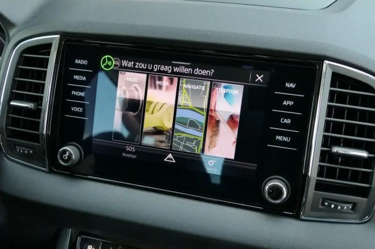 1.0 TSI Business Edition Plus|Trekhaak|PDC|Camera|ACC|Carplay!