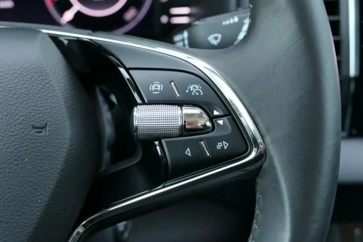 1.0 TSI Business Edition Plus|Trekhaak|PDC|Camera|ACC|Carplay!