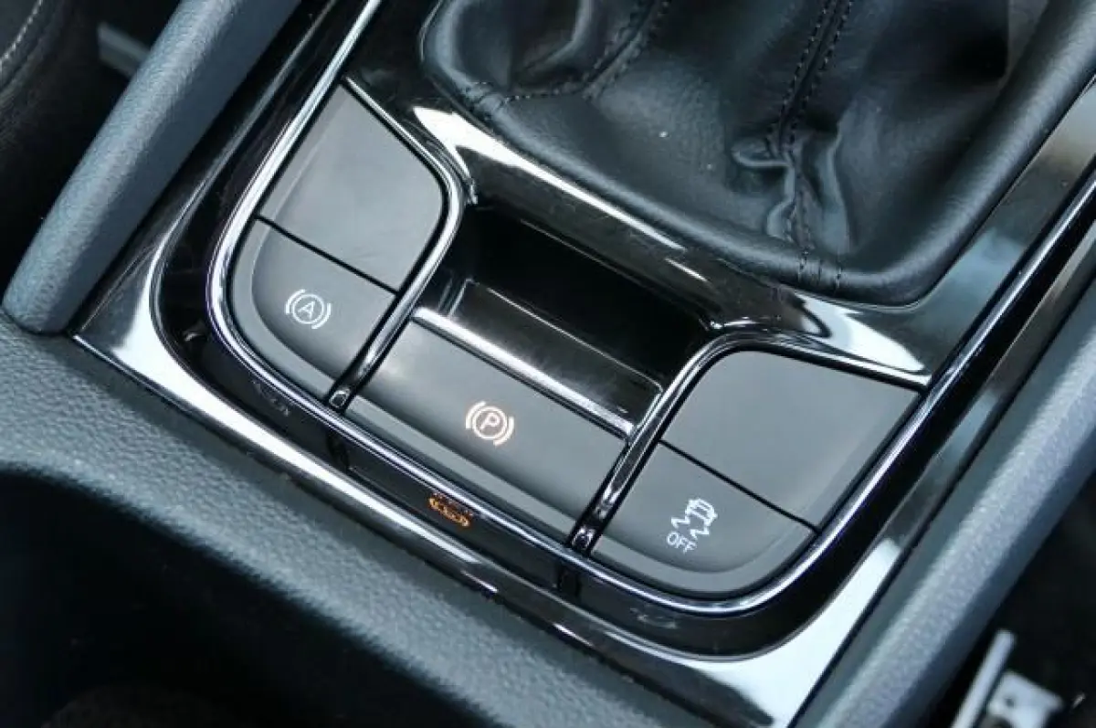 1.0 TSI Business Edition Plus|Trekhaak|PDC|Camera|ACC|Carplay!