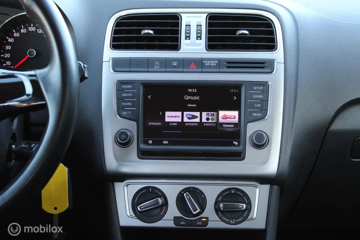 1.0 TSI 95 PK BlueMotion Edition, 17 Inch velgen, Cruise, Airco, Multi media system