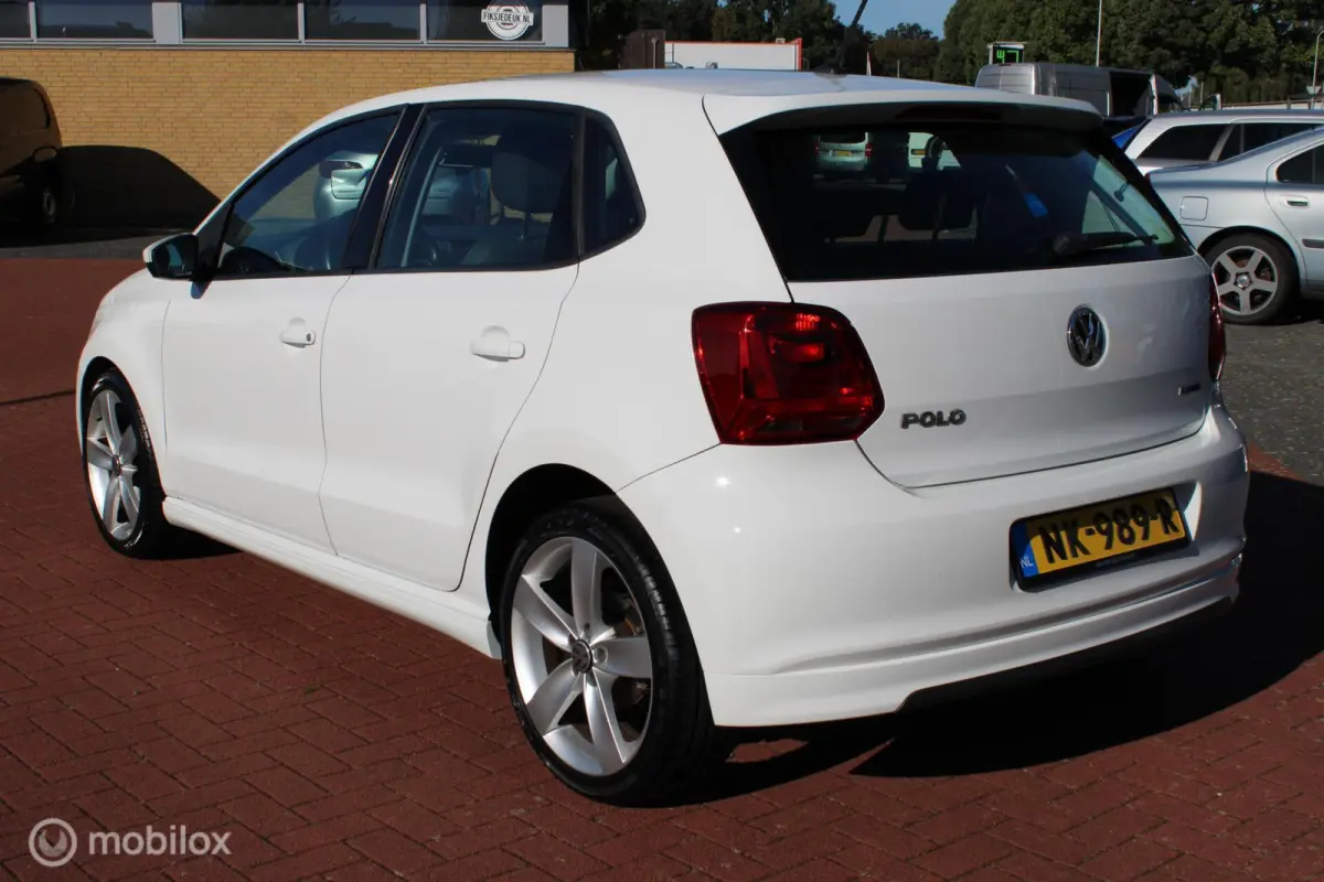1.0 TSI 95 PK BlueMotion Edition, 17 Inch velgen, Cruise, Airco, Multi media system