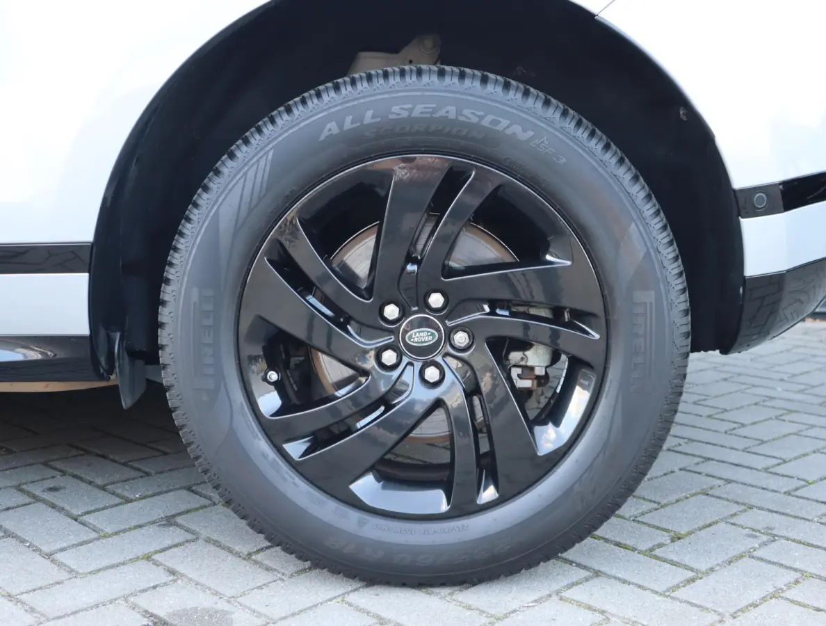 1.5 P300e AWD R-Dynamic SE | Pano | 360 camera | Adaptieve Cruise Control | Stoel en stuurverwarming