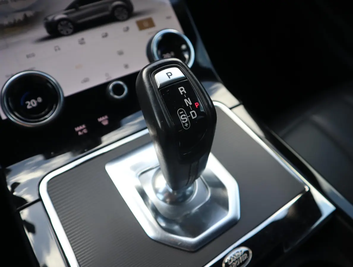 1.5 P300e AWD R-Dynamic SE | Pano | 360 camera | Adaptieve Cruise Control | Stoel en stuurverwarming