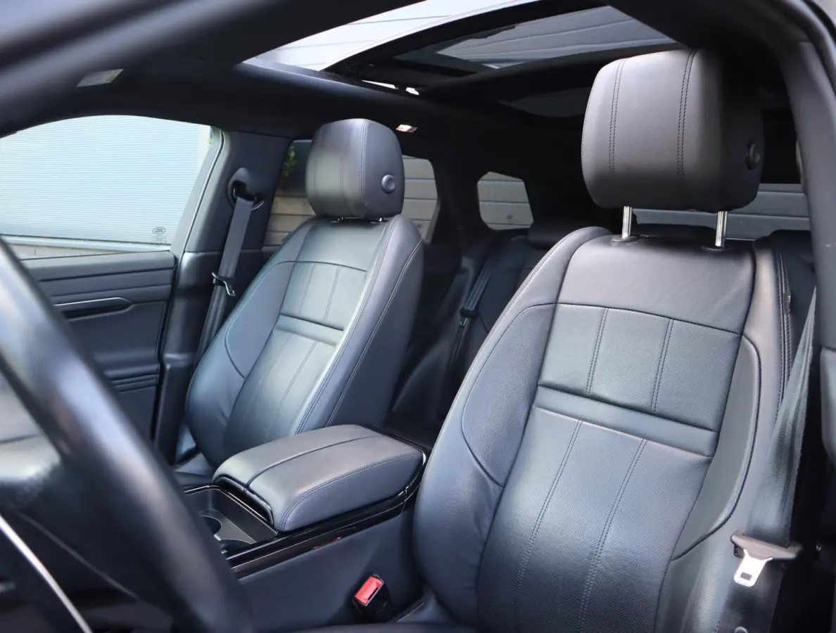 1.5 P300e AWD R-Dynamic SE | Pano | 360 camera | Adaptieve Cruise Control | Stoel en stuurverwarming