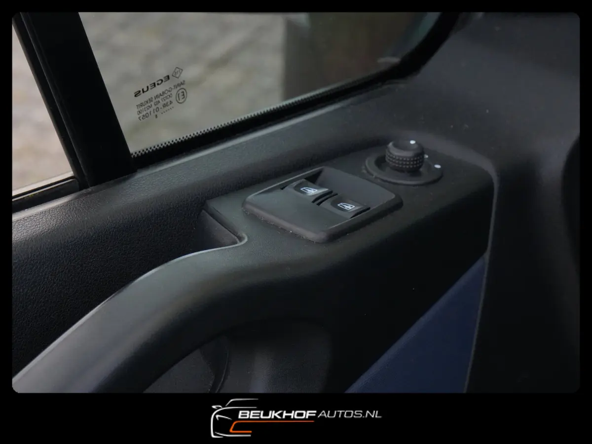 1.6 CDTI L1H1 BiTurbo ecoFLEX 9 Persoons