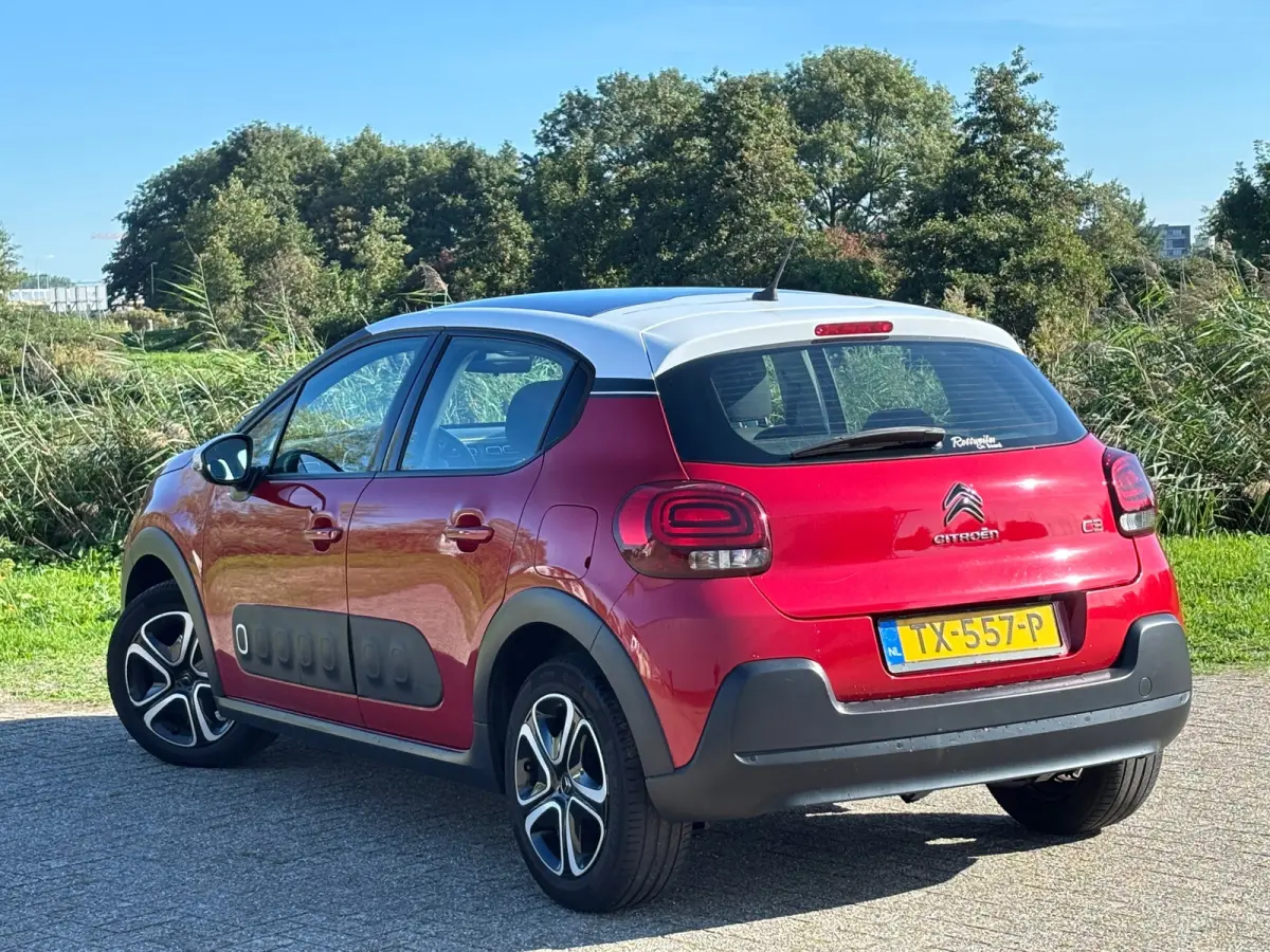 1.2 PureTech ELLE- Rouge Rubi - Navigatie/CarPlay/Cruise/PDC/ Stijlvol & Compleet