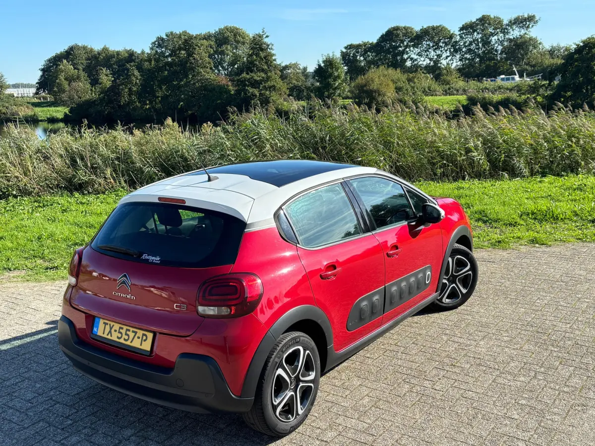 1.2 PureTech ELLE- Rouge Rubi - Navigatie/CarPlay/Cruise/PDC/ Stijlvol & Compleet
