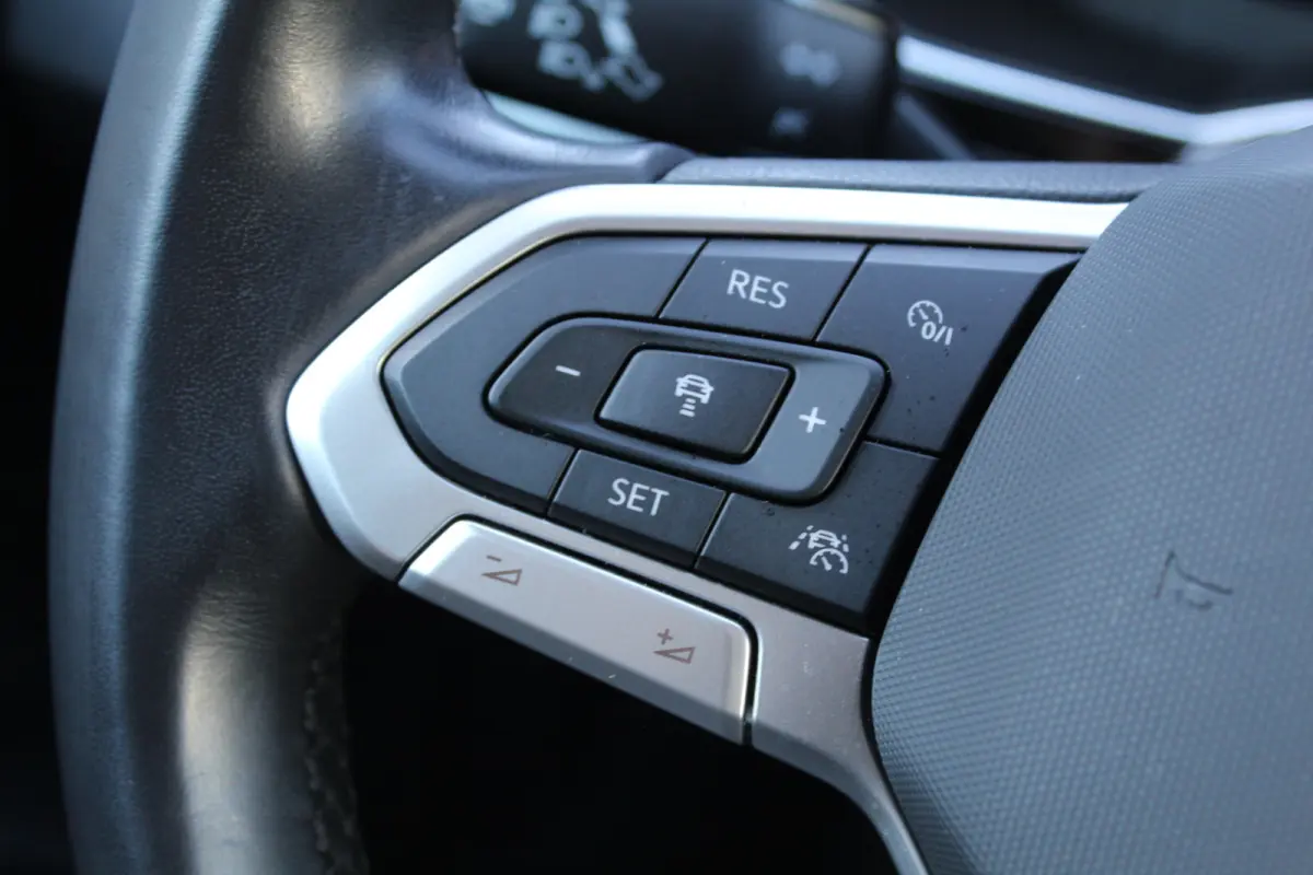 1.0 TSI Style | IQ Light | Digital cockpit | Apple carplay/Android auto